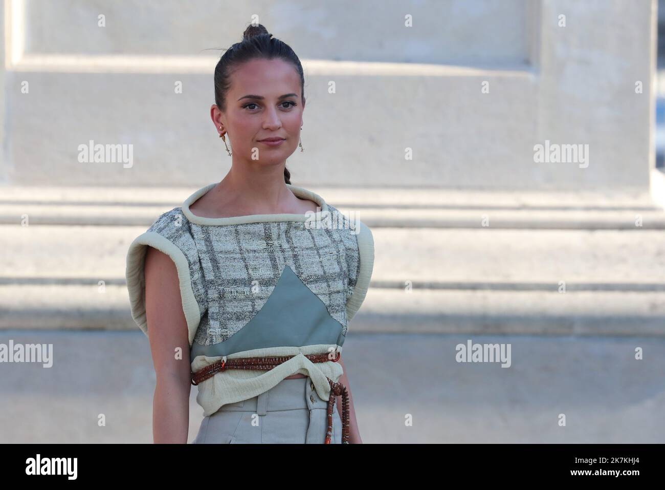 Alicia Vikander - People arriving at the Louis Vuitton PAP F/W 2019/2020  fashion show in Paris. defile de mode pret-a-porter autome-hiver 2019/2010  Chanel a Paris. (Photo by Lionel Urman/Sipa USA Stock Photo 