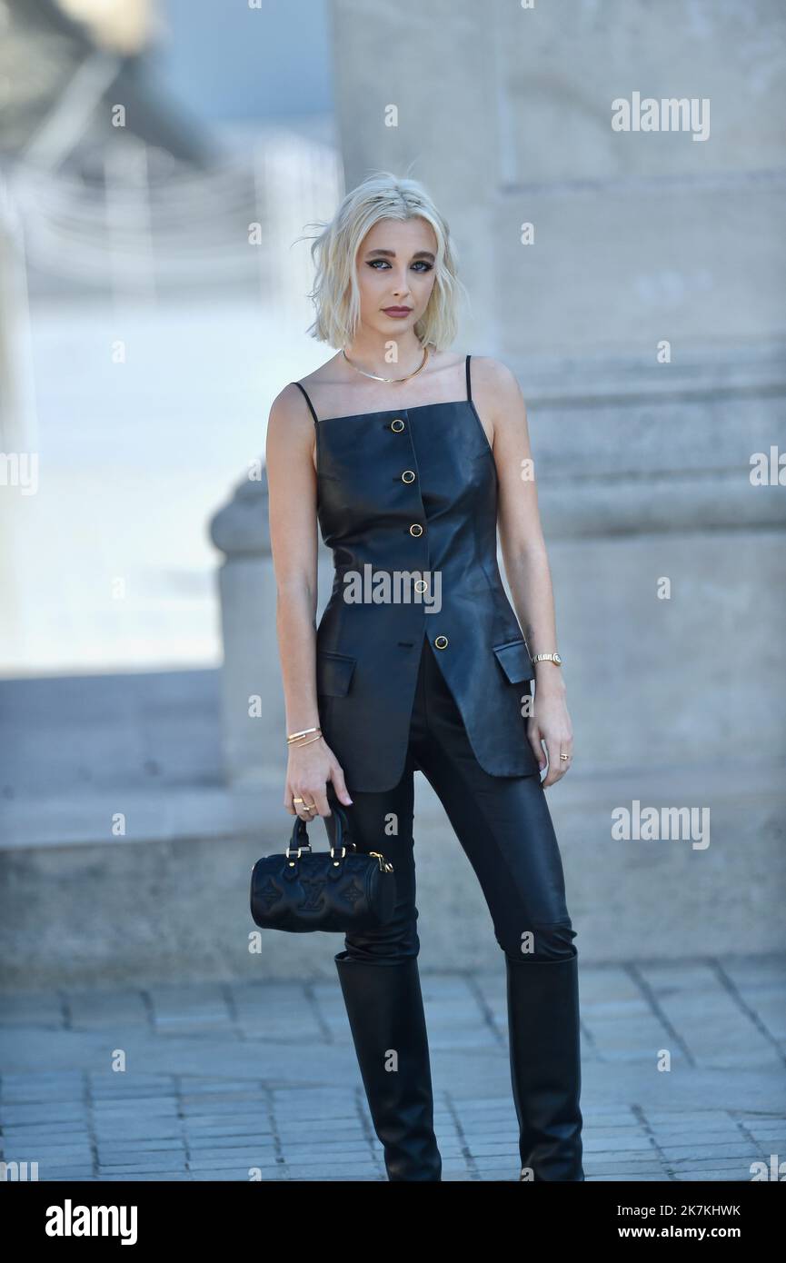 Emma Chamberlain attending the Louis Vuitton Womenswear Spring/Summer 2020  show as part of Paris Fashion Week in Paris, France on October 01, 2019.  Photo by Jerome Domine/ABACAPRESS.COM Stock Photo - Alamy