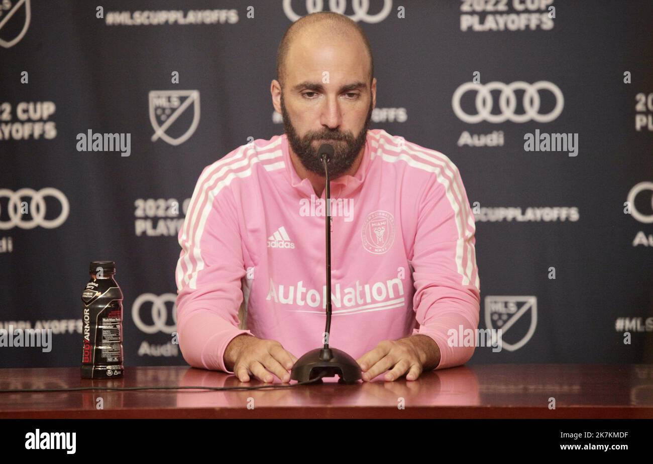 New York, USA, USA. 17th Oct, 2022. (SPO) After Match Press Conference of 2022 Audi MLS Cup Playoffs Round 1 between NYCFC and Inter Miami CF. October 17, 2022, New York, USA: The after match Press Conference of the 2022 Audi MLS Cup Playoffs Round 1 match between NYCFC and Inter Miami CF at Citi Field in Corona, New York with the head coaches Phil Neville (NYCFC) and Nick Cushing (Inter Miami) and Gonzalo Higuain of Argentina who played his last game and now going into retirement. NYCFC won the match 3-0.Credit: Niyi Fote/TheNews2 (Credit Image: © Niyi Fote/TheNEWS2 via ZUMA Press Wire) Stock Photo