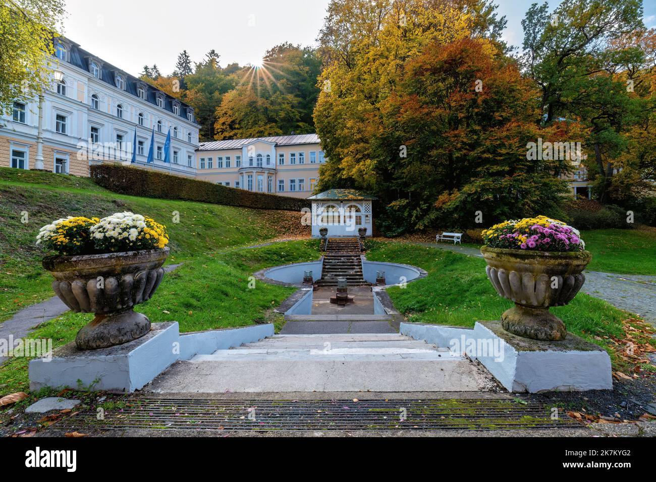 White Pavilion of the Ambrose Spring in the spa park - the important spa town of Marianske Lazne (Marienbad) - Czech Republic, Europe - Stock Image
