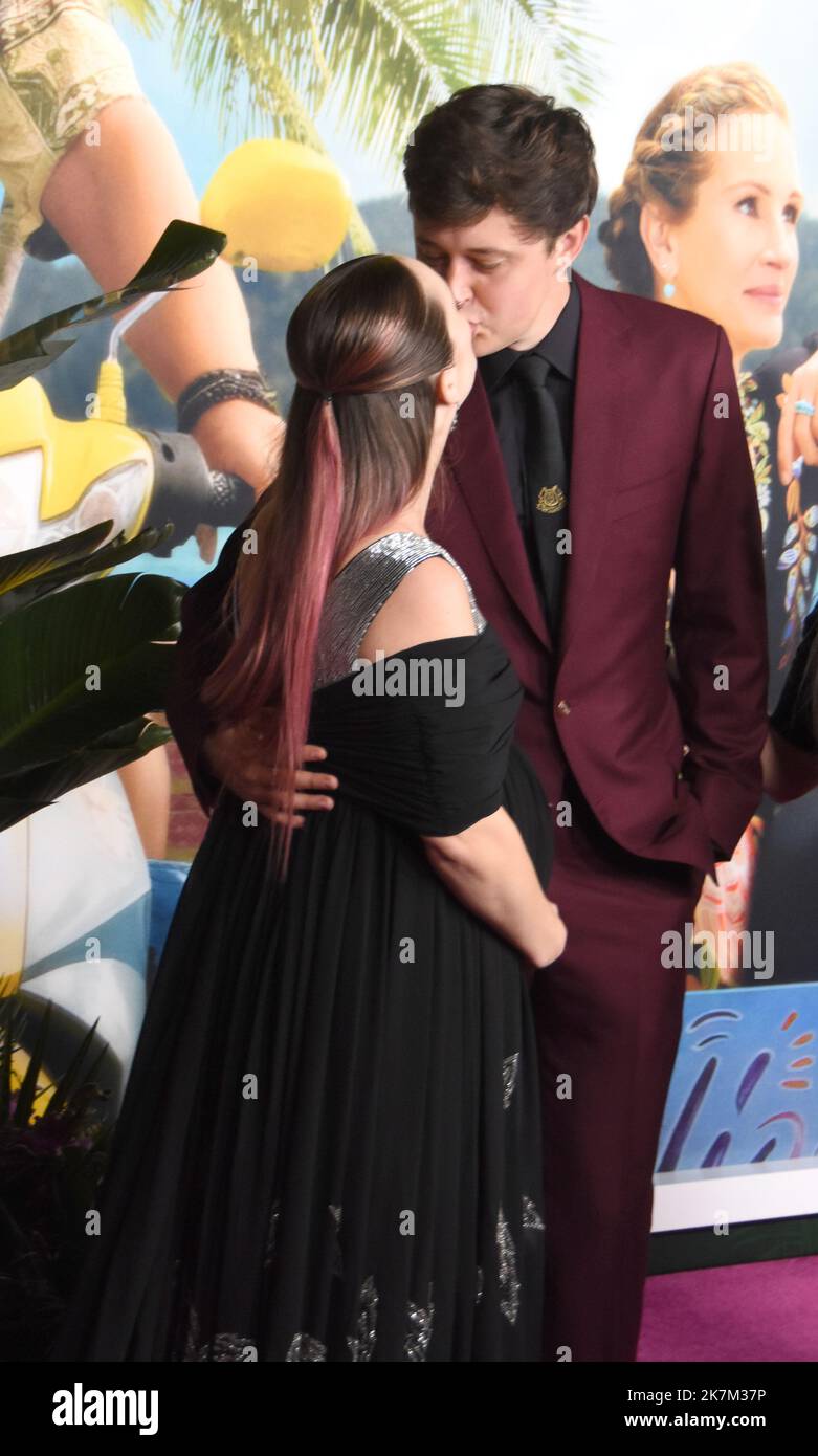 Los Angeles, California, USA 17th October 2022 Actress Billie Lourd and ...