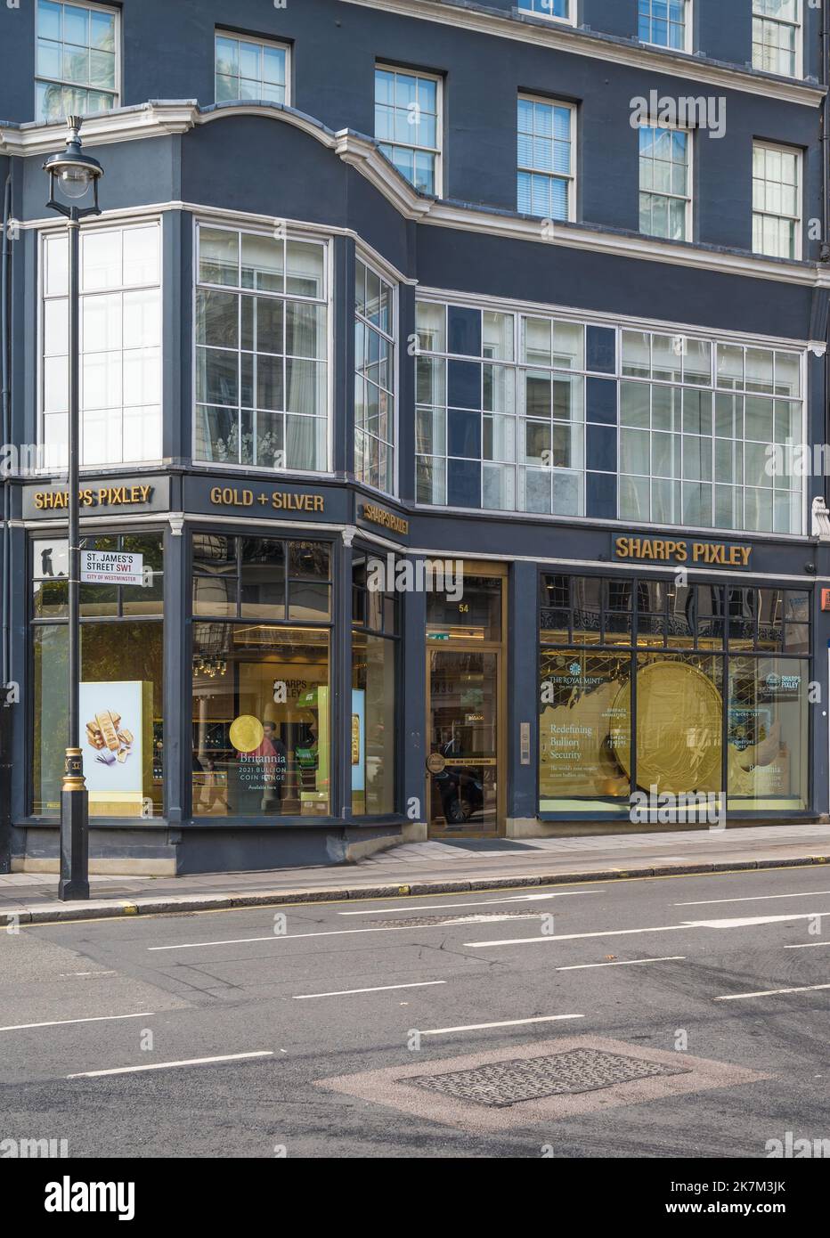 Exterior of Sharps Pixley Bullion & Safe Deposits shop on St James's