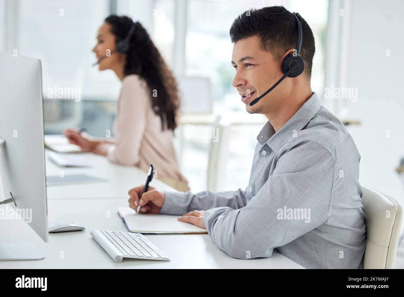 Call Write Notes Connect centre hi-res stock photography and images - Alamy