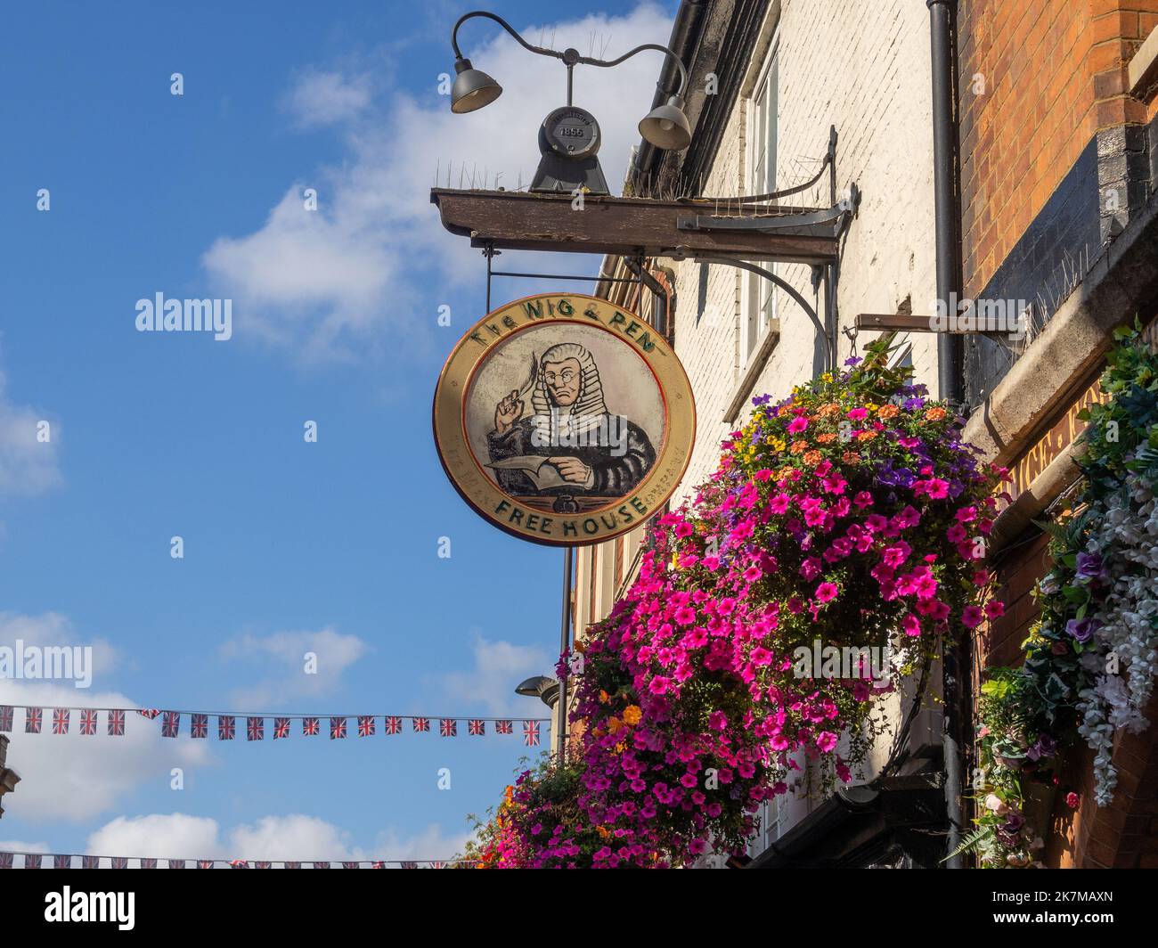 Wig and pen hires stock photography and images Alamy
