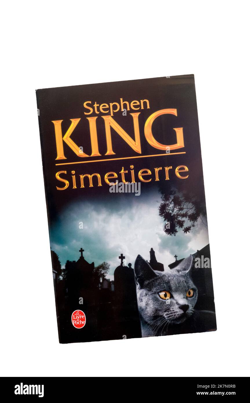 Simetierre is the French translation of the Stephen King novel Pet Sematary.  First published in English in 1983. Stock Photo