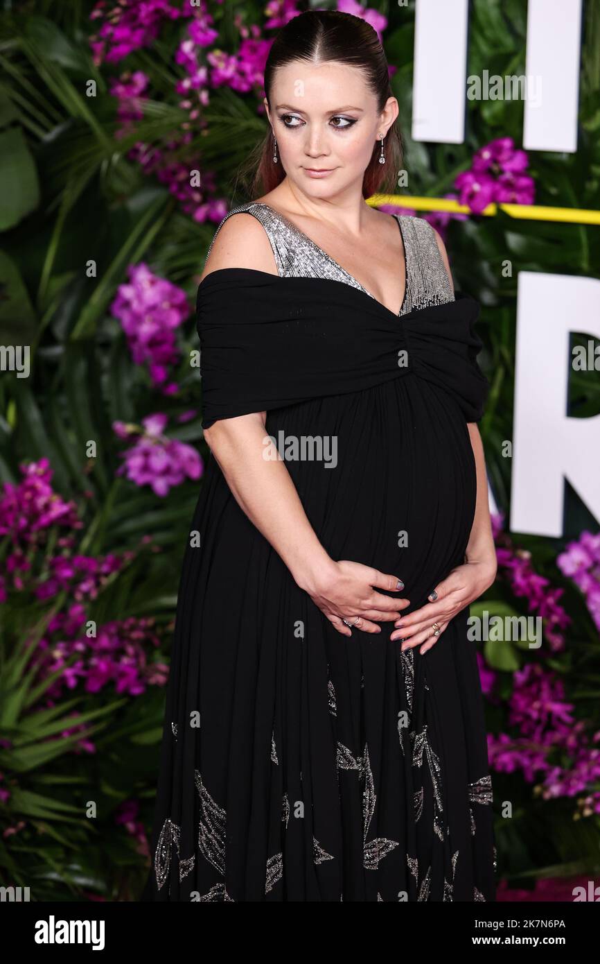 Billie Lourd Dresses Baby Bump in Louis Vuitton for Ticket to