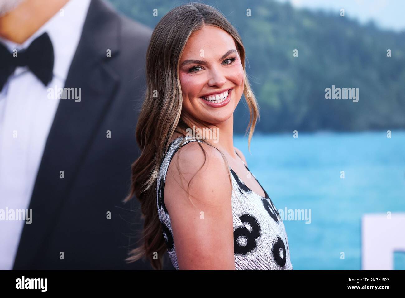 WESTWOOD, LOS ANGELES, CALIFORNIA, USA - OCTOBER 17: American television personality Hannah Brown arrives at the Los Angeles Premiere Of Universal Pictures' 'Ticket To Paradise' held at Regency Village Theatre on October 17, 2022 in Westwood, Los Angeles, California, United States. (Photo by Xavier Collin/Image Press Agency) Stock Photo