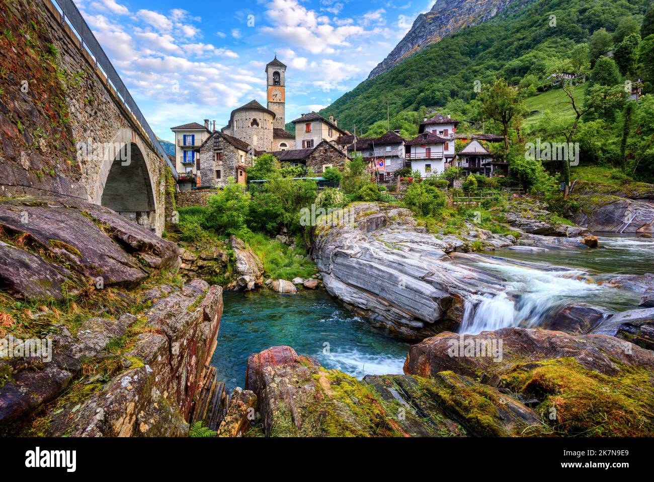 Traditional stone houses and a Church in the picturesque Lavertezzo ...