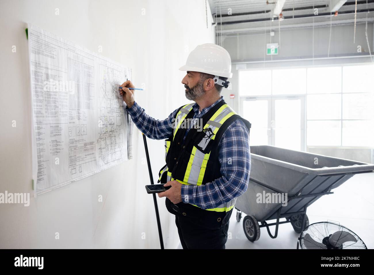 Supervisor general hi-res stock photography and images - Alamy