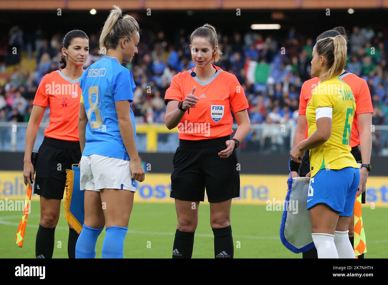 Genoa, Italy, 10th October 2022. The referee Michele Schmolzer of Switzerland tosses the coin prior to kick off in the International Friendly match at Luigi Ferraris, Genoa. Picture credit should read: Jonathan Moscrop / Sportimage Stock Photo