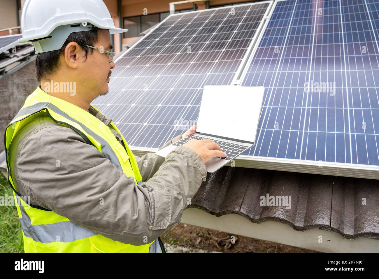Curated visual reference: Picture Idea: Blue Solar Photo Voltaic Panels System Of Apartment Building On