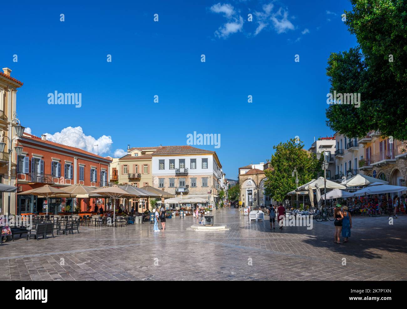 Cafes and restaurants on Syntagma Square, Nafplio (Nafplion), Peloponnese, Greece Stock Photo
