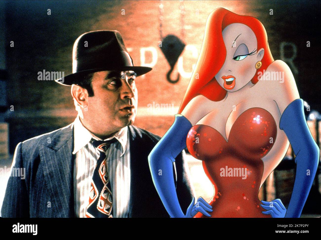 Jessica rabbit hi-res stock photography and images - Alamy, image size:1300x972