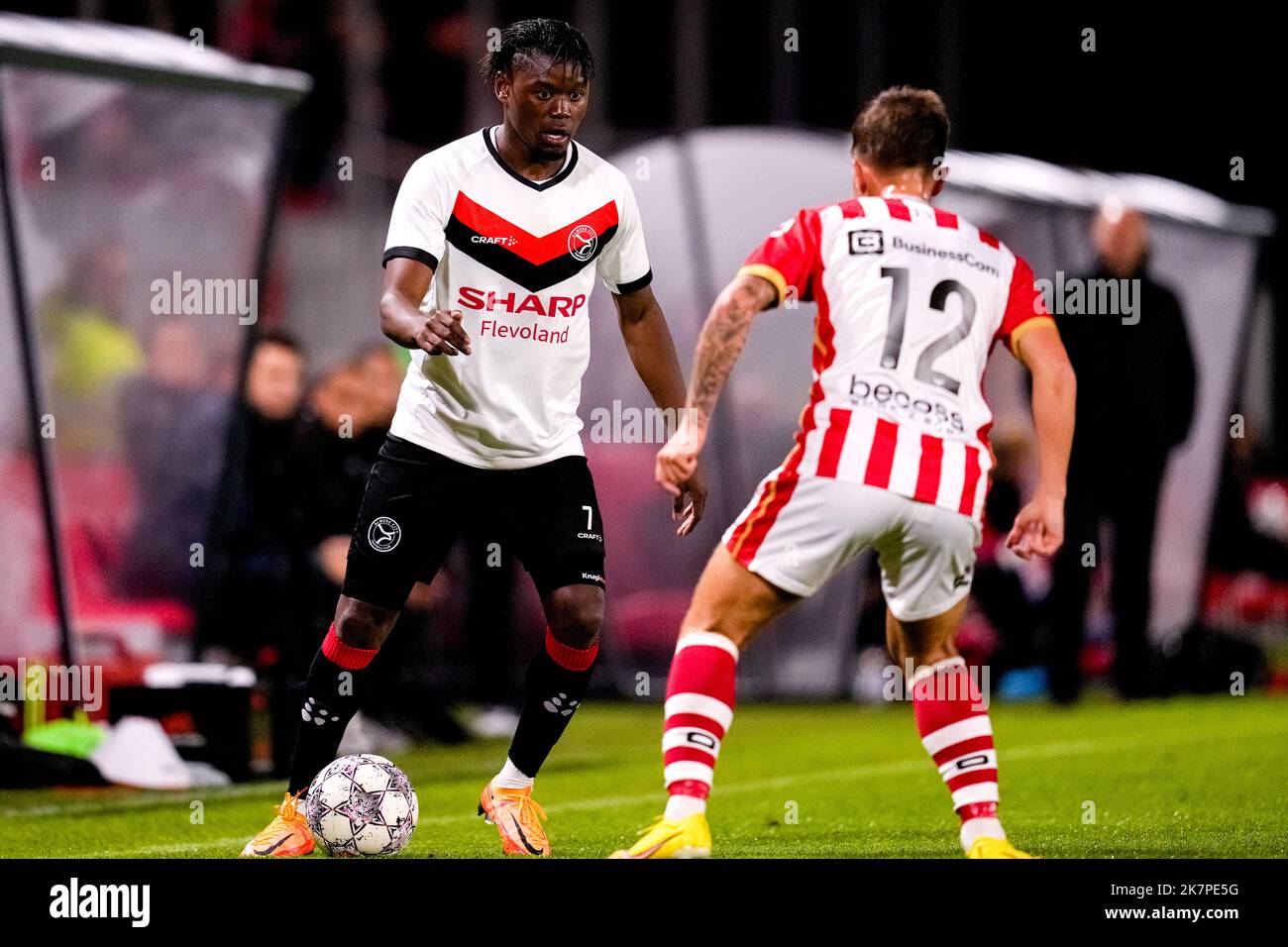 ALMERE, NETHERLANDS - OCTOBER 18: Anthony Limbombe of Almere City FC, Dean van der Sluys of TOP Oss during the Dutch TOTO KNVB Cup match between Almere City FC and TOP Oss at Yanmar Stadion on October 18, 2022 in Almere, Netherlands (Photo by Patrick Goosen/Orange Pictures) Stock Photo
