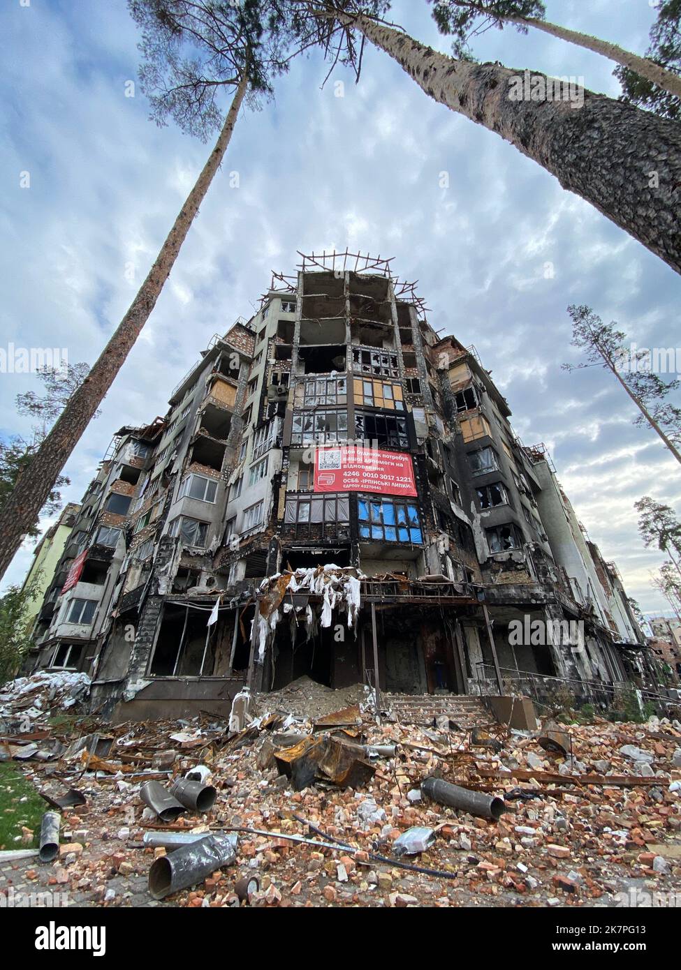 Bucha, Ukraine, 2022:Destroyed and damaged residential buildings in Butcha after Russia's invasion of Ukraine Stock Photo