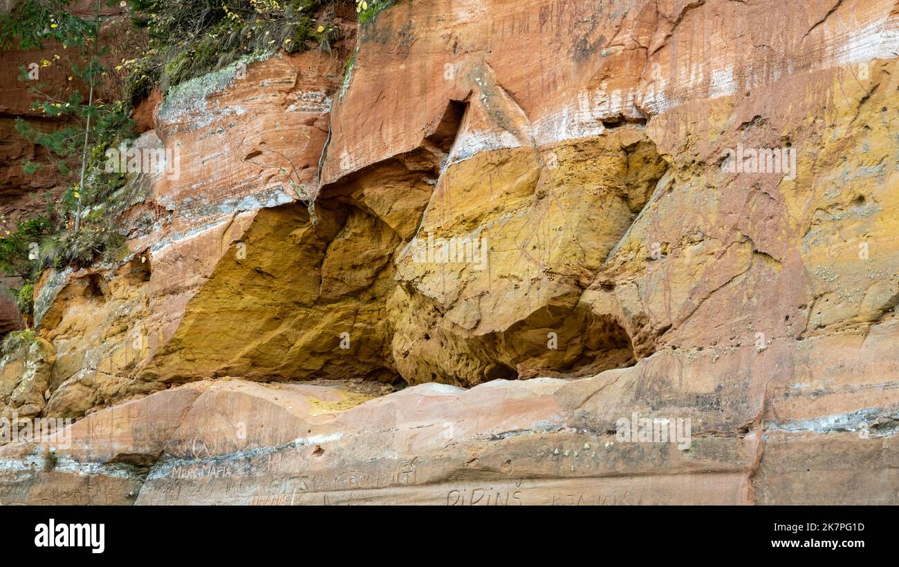 Sandy rock texture hi-res stock photography and images - Alamy