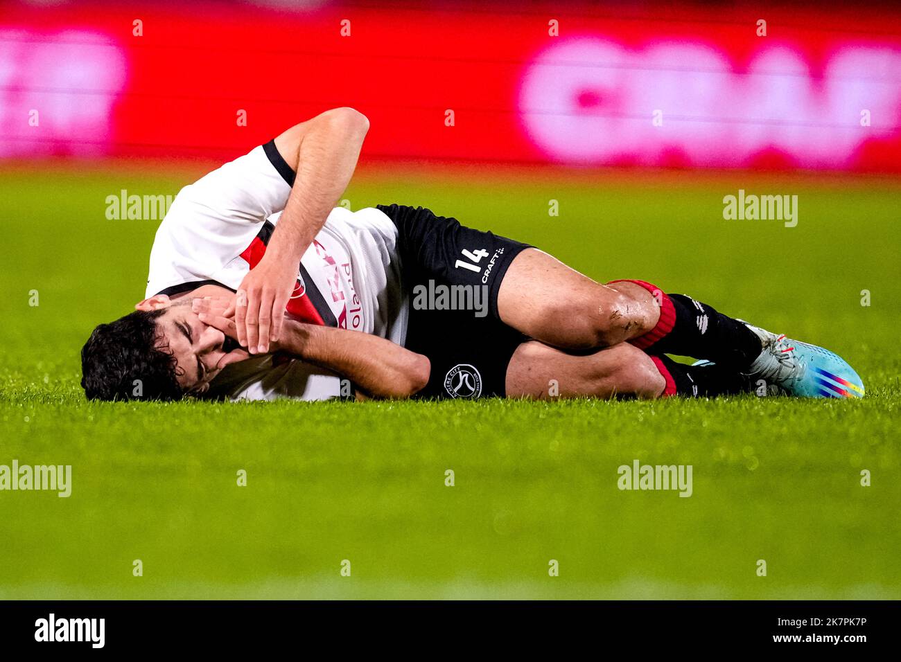 ALMERE, NETHERLANDS - OCTOBER 18: Jose Pascual of Almere City FC injured during the Dutch TOTO KNVB Cup match between Almere City FC and TOP Oss at Yanmar Stadion on October 18, 2022 in Almere, Netherlands (Photo by Patrick Goosen/Orange Pictures) Stock Photo