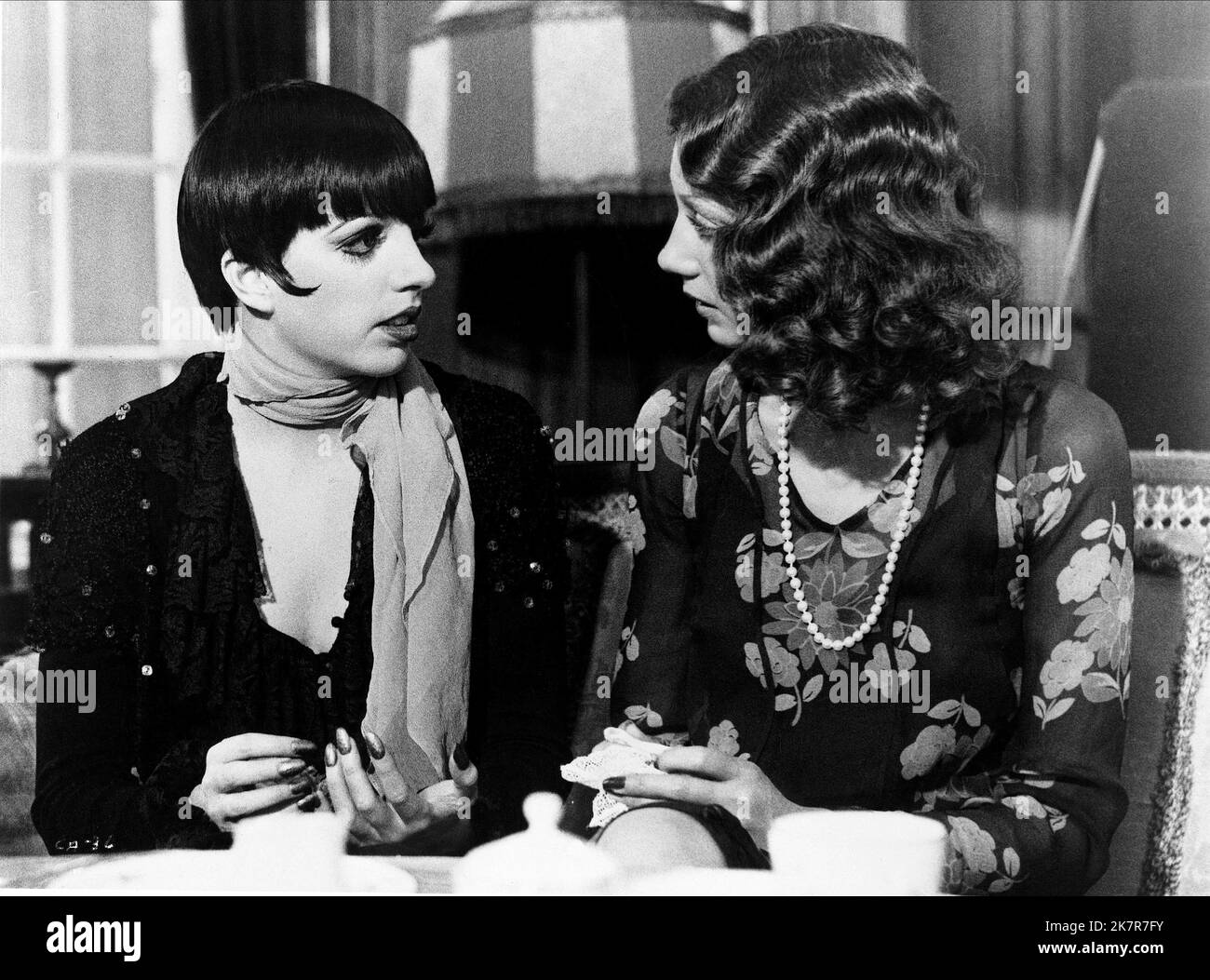 Liza Minnelli & Marisa Berenson Film: Cabaret (USA 1972) Characters: Sally Bowles, Natalia Landauer  Director: Bob Fosse 13 February 1972   **WARNING** This Photograph is for editorial use only and is the copyright of ALLIED ARTISTS and/or the Photographer assigned by the Film or Production Company and can only be reproduced by publications in conjunction with the promotion of the above Film. A Mandatory Credit To ALLIED ARTISTS is required. The Photographer should also be credited when known. No commercial use can be granted without written authority from the Film Company. Stock Photo
