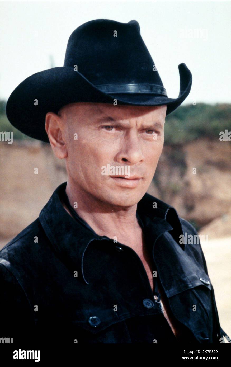 Yul Brynner Film: Adios Sabata; Indio Black, Sai Che Ti Dico: Sei Un Gran Figlio Di... (Indio Black)   Sai Che Ti Dico: Sei Un Gran Figlio Di..., It/E 1970, Director: Gianfranco Parolini 30 September 1970   **WARNING** This Photograph is for editorial use only and is the copyright of UNITED ARTISTS and/or the Photographer assigned by the Film or Production Company and can only be reproduced by publications in conjunction with the promotion of the above Film. A Mandatory Credit To UNITED ARTISTS is required. The Photographer should also be credited when known. No commercial use can be granted w Stock Photo