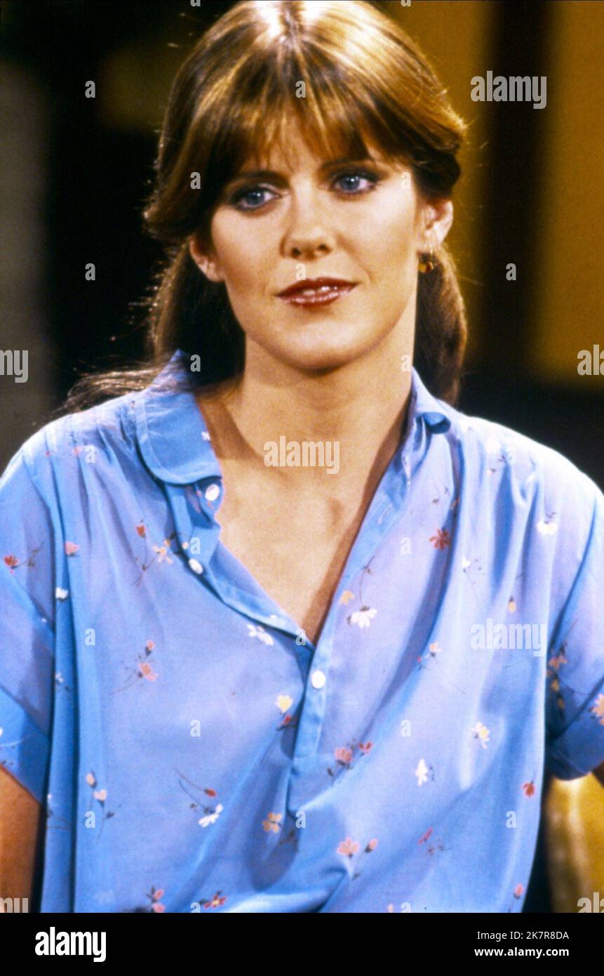 Pam Dawber Television: Mork & Mindy (TV-Serie) Characters: Mindy McConnell  Usa 1978-1982, 14 September 1978   **WARNING** This Photograph is for editorial use only and is the copyright of PARAMOUNT TELEVISION and/or the Photographer assigned by the Film or Production Company and can only be reproduced by publications in conjunction with the promotion of the above Film. A Mandatory Credit To PARAMOUNT TELEVISION is required. The Photographer should also be credited when known. No commercial use can be granted without written authority from the Film Company. Stock Photo