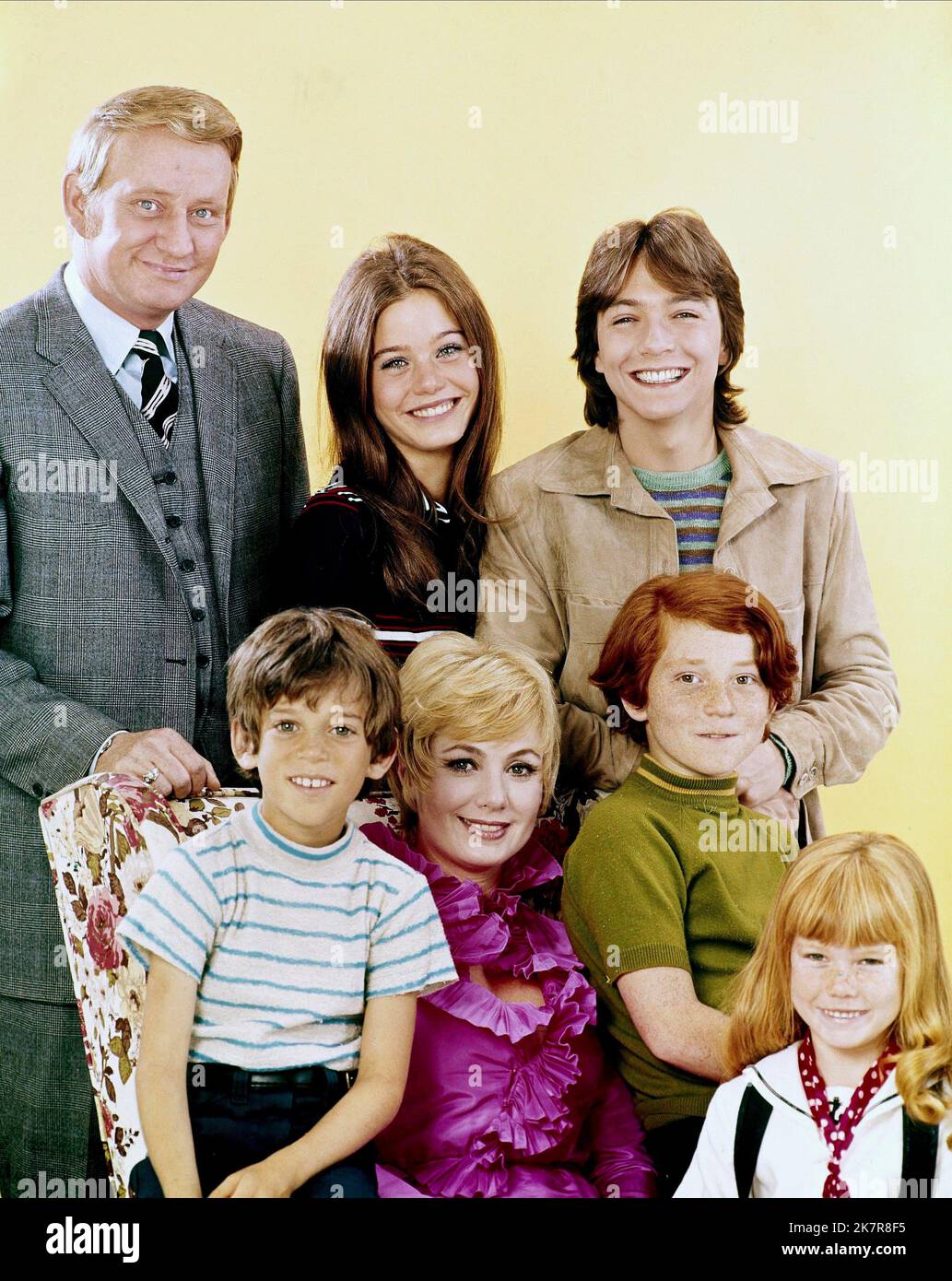 Dave Madden, Susan Dey, David Cassidy, Jeremy Gelbwaks, Shirley Jones, Danny Bonaduce & Suzanne Crough Television: The Partridge Family (TV-Serie) Characters: Reuben Kincaid, Laurie Partridge, Keith Douglas Partridge, Christopher 'Chris' Partridge, Shirley Renfrew Partridge, Danny Partridge, Tracy Partridge  Usa 1970-1974, 25 September 1970   **WARNING** This Photograph is for editorial use only and is the copyright of ABC and/or the Photographer assigned by the Film or Production Company and can only be reproduced by publications in conjunction with the promotion of the above Film. A Mandator Stock Photo