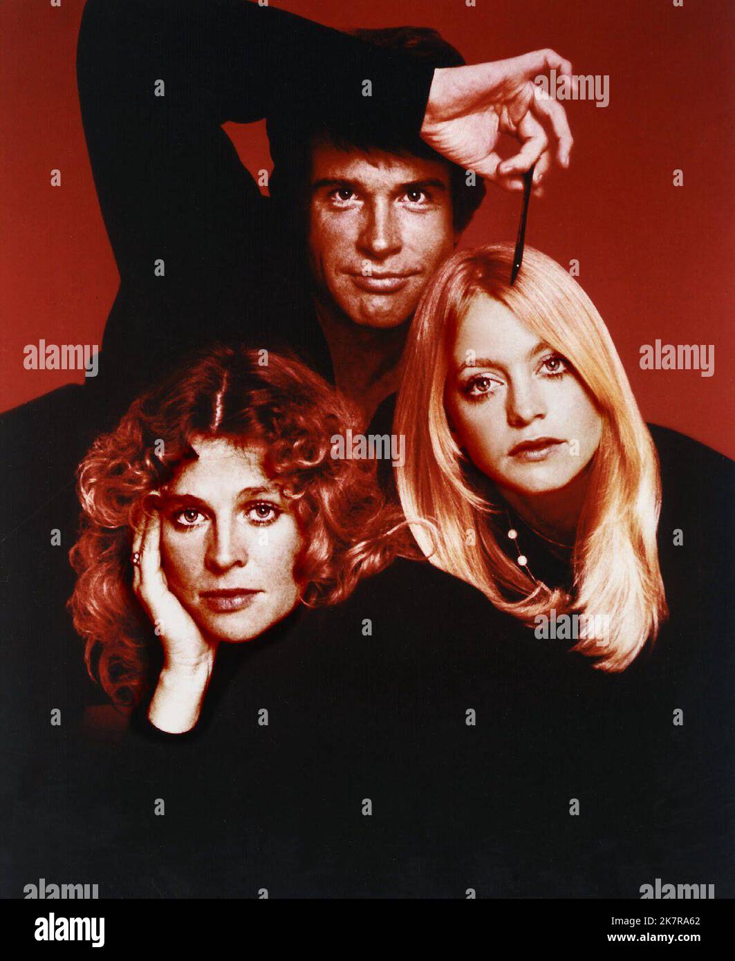 Julie Christie, Warren Beatty, Goldie Hawn Film: Shampoo (USA 1975) Characters: Jackie Shawn,George Roundy,Jill  Director: Hal Ashby 11 February 1975   **WARNING** This Photograph is for editorial use only and is the copyright of COLUMBIA and/or the Photographer assigned by the Film or Production Company and can only be reproduced by publications in conjunction with the promotion of the above Film. A Mandatory Credit To COLUMBIA is required. The Photographer should also be credited when known. No commercial use can be granted without written authority from the Film Company. Stock Photo
