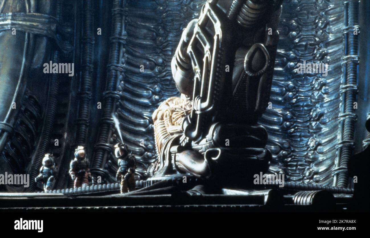 Space jockey scene alien 1979 hi-res stock photography and images - Alamy