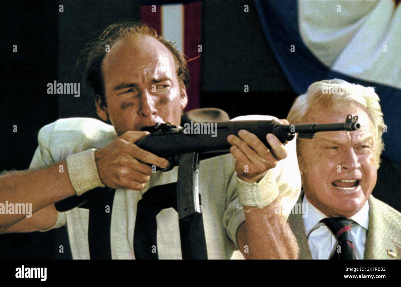 Ed Lauter & Eddie Albert Film: The Longest Yard; The Mean Machine (USA 1974) Characters: Captain Knauer & Warden Hazen  / Titel Auch: 'Die Härteste Meile' Director: Robert Aldrich 21 August 1974   **WARNING** This Photograph is for editorial use only and is the copyright of PARAMOUNT and/or the Photographer assigned by the Film or Production Company and can only be reproduced by publications in conjunction with the promotion of the above Film. A Mandatory Credit To PARAMOUNT is required. The Photographer should also be credited when known. No commercial use can be granted without written autho Stock Photo