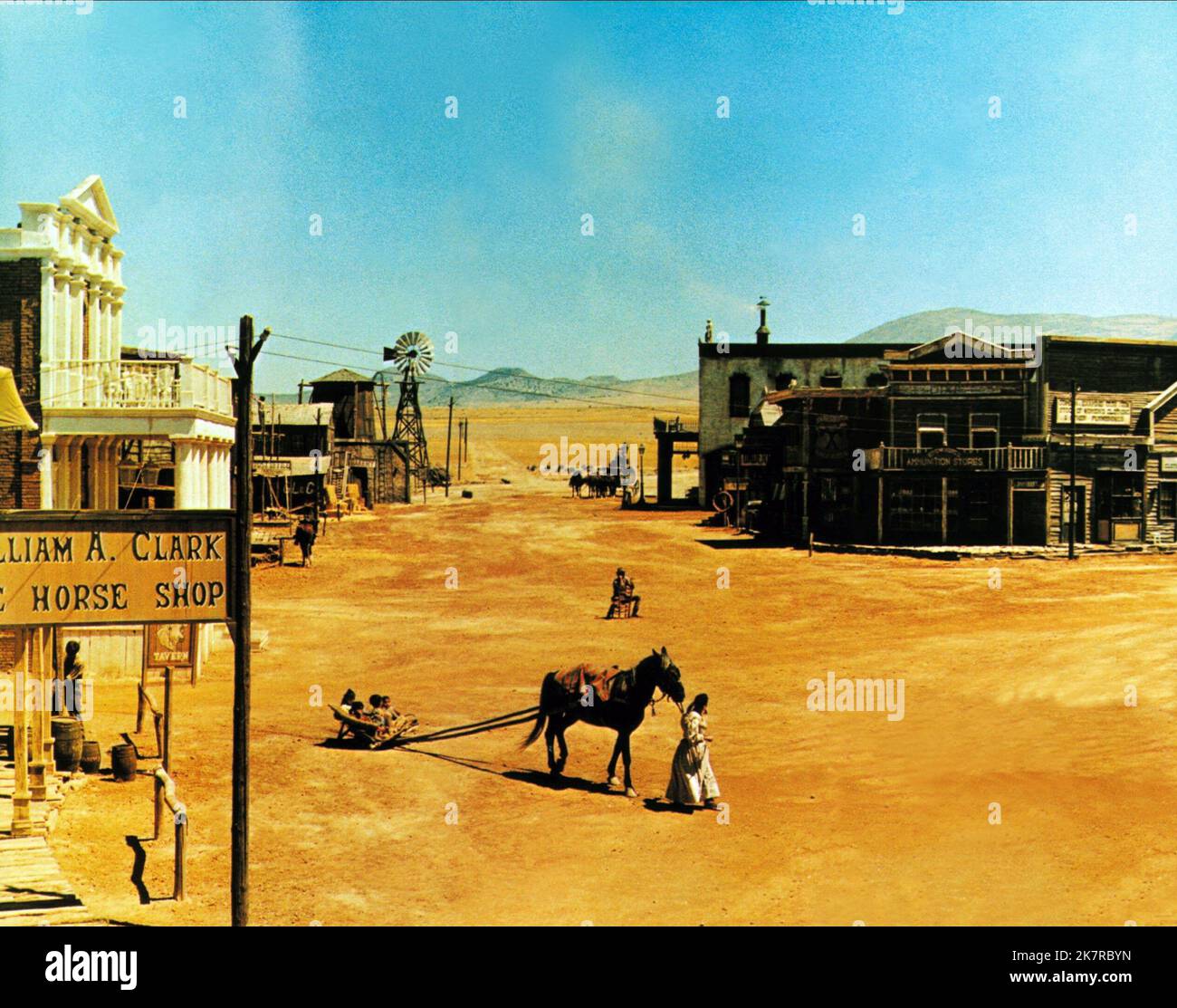 Wild West Street Scene Film: My Name Is Nobody; Il Mio Nome E Nessuno (Il mio nome e nessuno)   It/Fr/De 1973, Director: Tonino Valerii 13 December 1973   **WARNING** This Photograph is for editorial use only and is the copyright of RIALTO FILM and/or the Photographer assigned by the Film or Production Company and can only be reproduced by publications in conjunction with the promotion of the above Film. A Mandatory Credit To RIALTO FILM is required. The Photographer should also be credited when known. No commercial use can be granted without written authority from the Film Company. Stock Photo