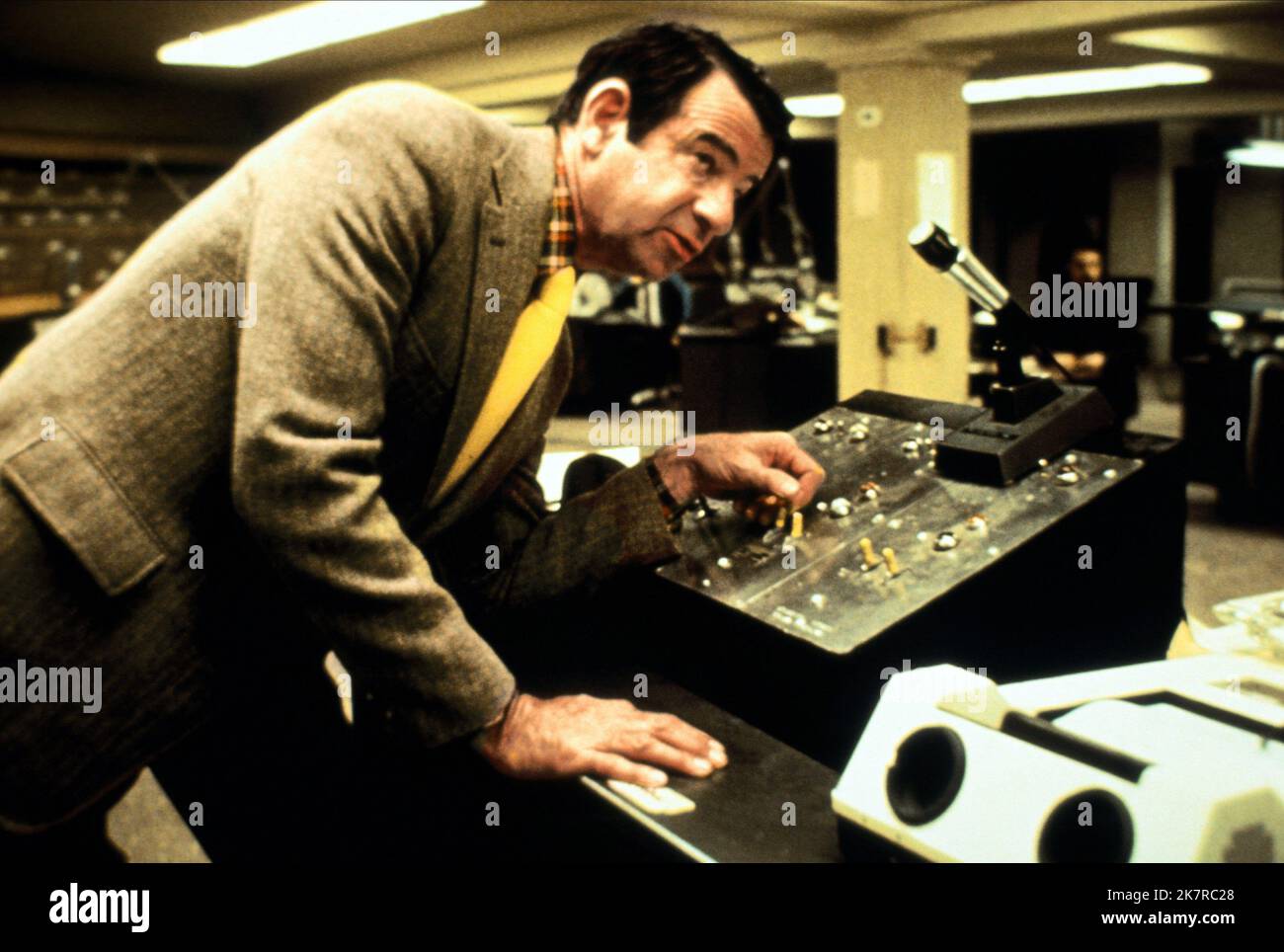 Walter Matthau Film: The Taking Of Pelham One Two Three (1978)   Director: Joseph Sargent 02 October 1974   **WARNING** This Photograph is for editorial use only and is the copyright of UNITED ARTISTS and/or the Photographer assigned by the Film or Production Company and can only be reproduced by publications in conjunction with the promotion of the above Film. A Mandatory Credit To UNITED ARTISTS is required. The Photographer should also be credited when known. No commercial use can be granted without written authority from the Film Company. Stock Photo