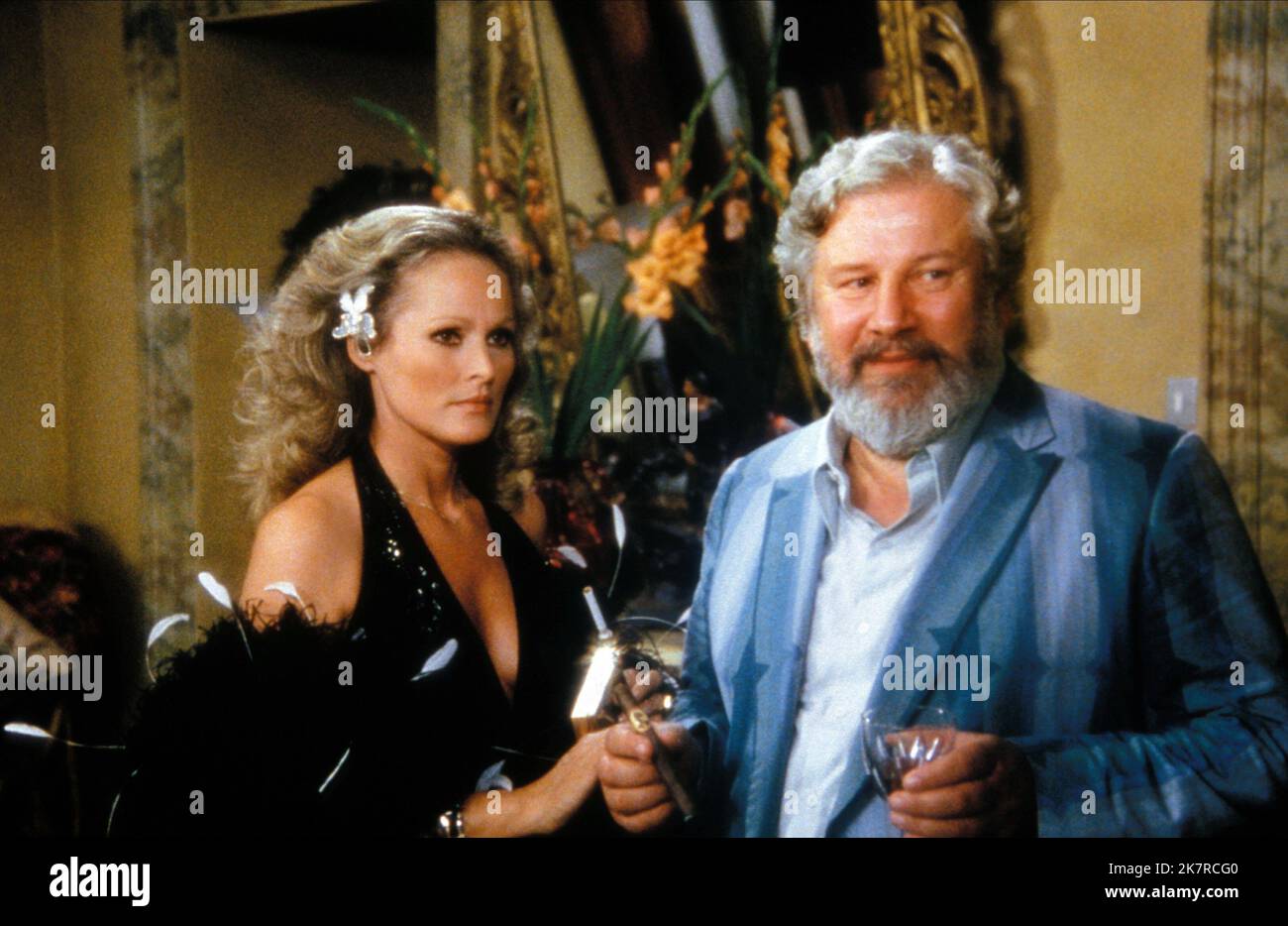 Ursula Andress & Peter Ustinov Film: Double Murders (1978) Characters: Princess Dell'Orso, Harry Hellman  Director: Steno 19 July 1978   **WARNING** This Photograph is for editorial use only and is the copyright of PRIMEX and/or the Photographer assigned by the Film or Production Company and can only be reproduced by publications in conjunction with the promotion of the above Film. A Mandatory Credit To PRIMEX is required. The Photographer should also be credited when known. No commercial use can be granted without written authority from the Film Company. Stock Photo