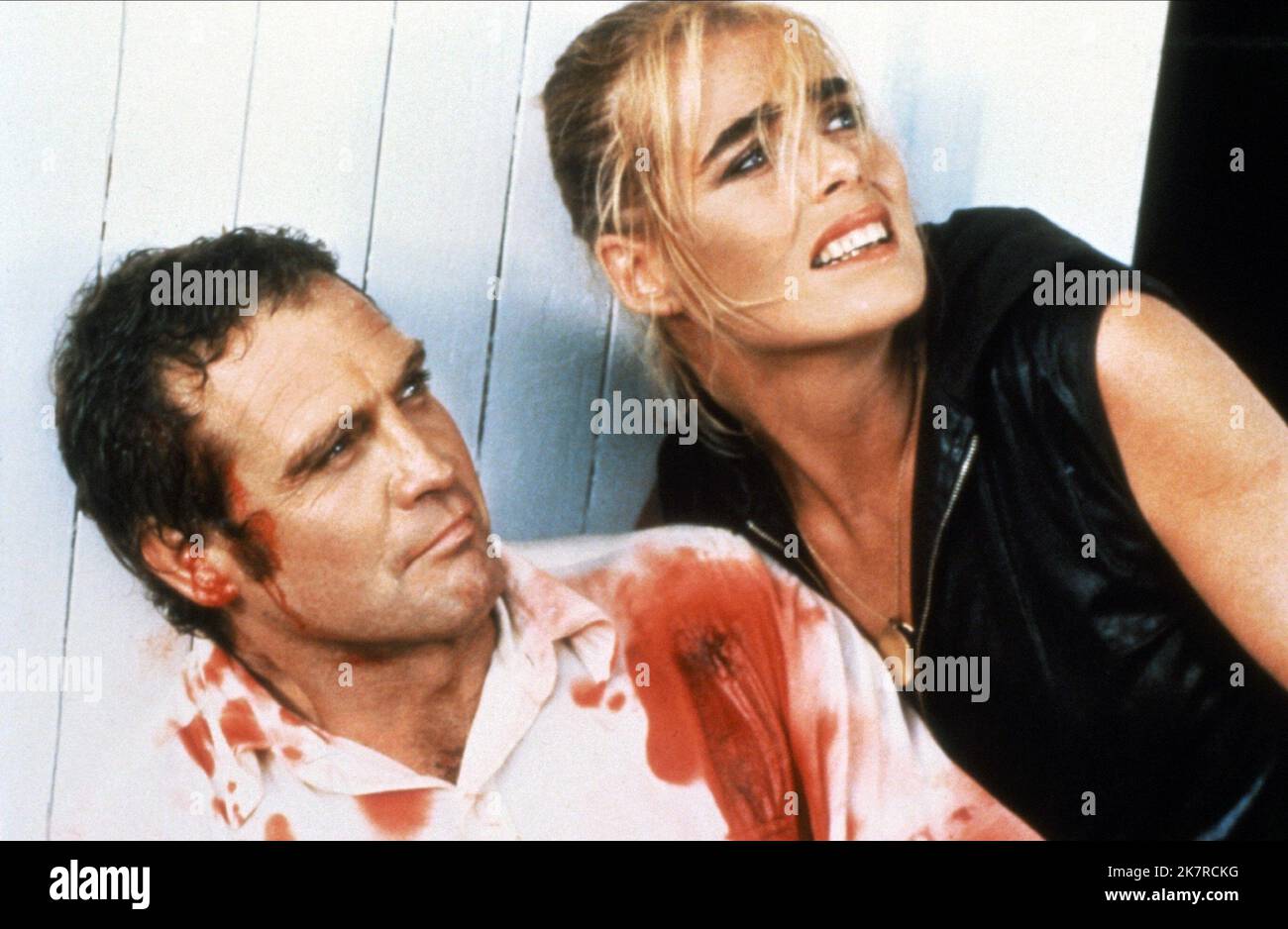 Lee Majors & Margaux Hemingway Film: Killer Fish (1978) Characters: Lasky, Gabrielle  Director: Antonio Margheriti 07 December 1978   **WARNING** This Photograph is for editorial use only and is the copyright of ITC and/or the Photographer assigned by the Film or Production Company and can only be reproduced by publications in conjunction with the promotion of the above Film. A Mandatory Credit To ITC is required. The Photographer should also be credited when known. No commercial use can be granted without written authority from the Film Company. Stock Photo