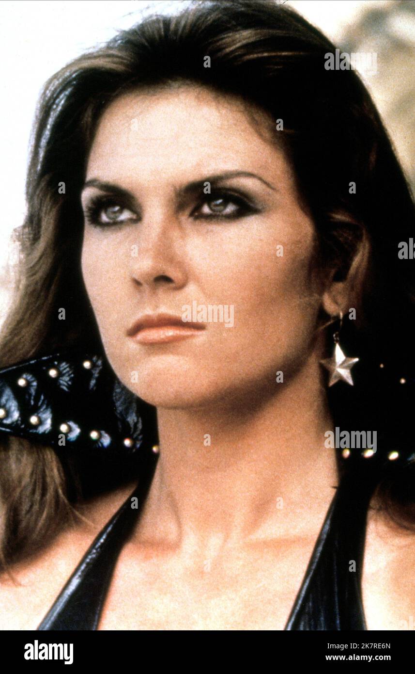 Caroline Munro Film: Starcrash (1978) Characters: Stella Star  Director: Luigi Cozzi 21 December 1978   **WARNING** This Photograph is for editorial use only and is the copyright of NEW WORLD PICTURES and/or the Photographer assigned by the Film or Production Company and can only be reproduced by publications in conjunction with the promotion of the above Film. A Mandatory Credit To NEW WORLD PICTURES is required. The Photographer should also be credited when known. No commercial use can be granted without written authority from the Film Company. Stock Photo