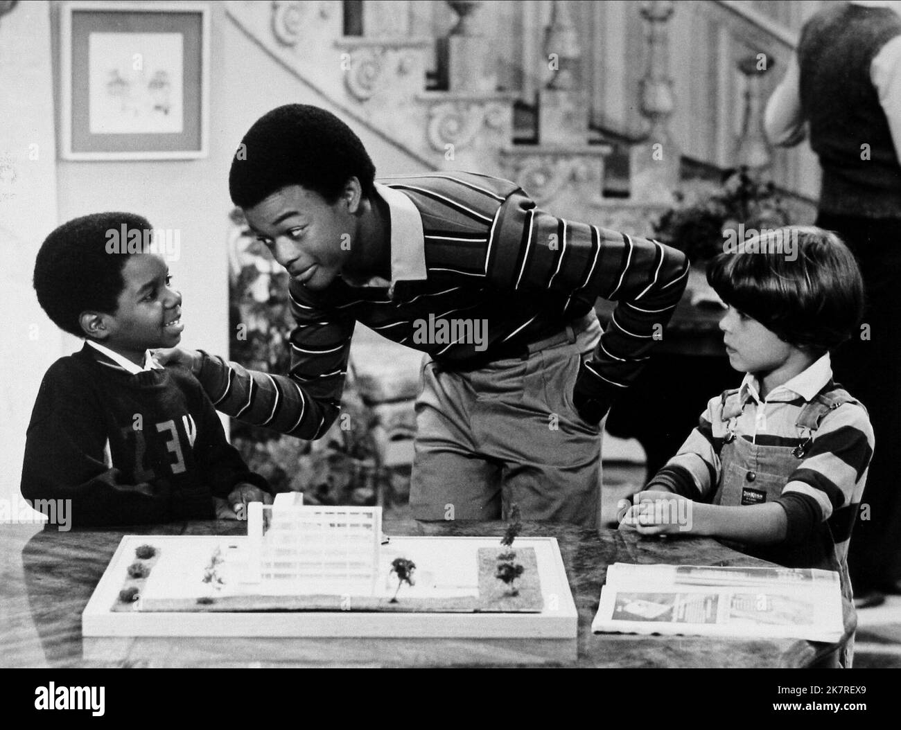 Gary Coleman, Todd Bridges, David Mendenhall Television: Diff'Rent Strokes (TV-Serie) Characters: Arnold Jackson,Willis Jackson,  Usa 1978-1986, 03 November 1978   **WARNING** This Photograph is for editorial use only and is the copyright of NBC and/or the Photographer assigned by the Film or Production Company and can only be reproduced by publications in conjunction with the promotion of the above Film. A Mandatory Credit To NBC is required. The Photographer should also be credited when known. No commercial use can be granted without written authority from the Film Company. Stock Photo
