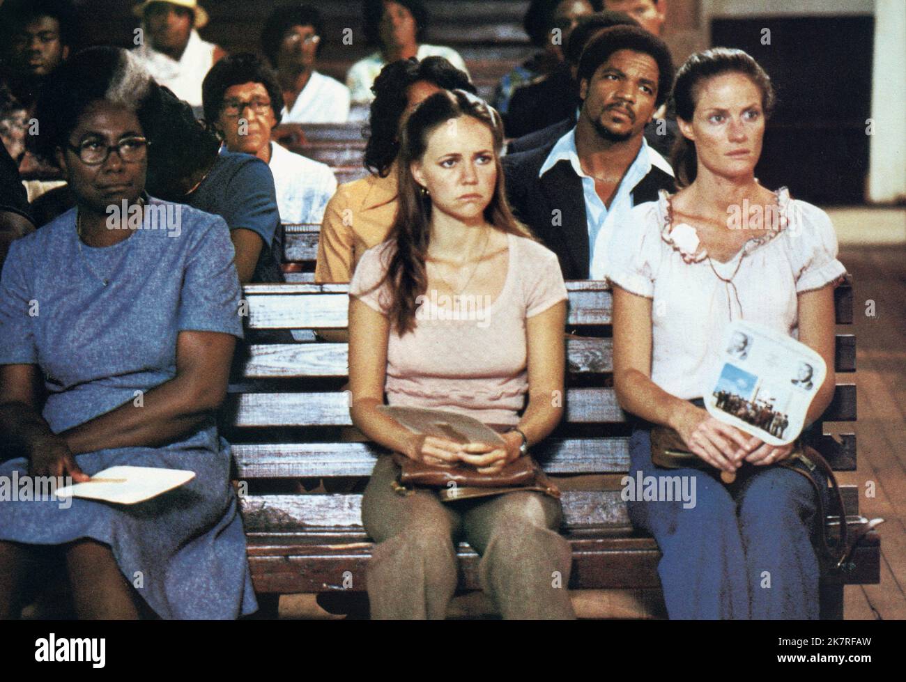 Sally Field & Gail Strickland Film: Norma Rae (1979) Characters: Norma Rae & Bonnie Mae  Director: Martin Ritt 02 March 1979   **WARNING** This Photograph is for editorial use only and is the copyright of 20TH CENTURY FOX and/or the Photographer assigned by the Film or Production Company and can only be reproduced by publications in conjunction with the promotion of the above Film. A Mandatory Credit To 20TH CENTURY FOX is required. The Photographer should also be credited when known. No commercial use can be granted without written authority from the Film Company. Stock Photo