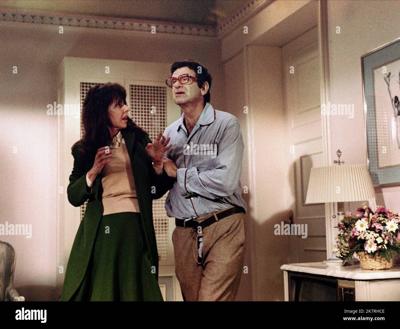 elaine may walter matthau film california suite usa 1978 characters millie michaels visitors from philadelphia marvin michaels visitors from philadelphia director herbert ross 15 december 1978 warning this photograph is for editorial use only and is the copyright of columbia andor the photographer assigned by the film or production company and can only be reproduced by publications in conjunction with the promotion of the above film a mandatory credit to columbia is required the photographer should also be credited when known no commercial use can be granted without wri 2K7RHCE