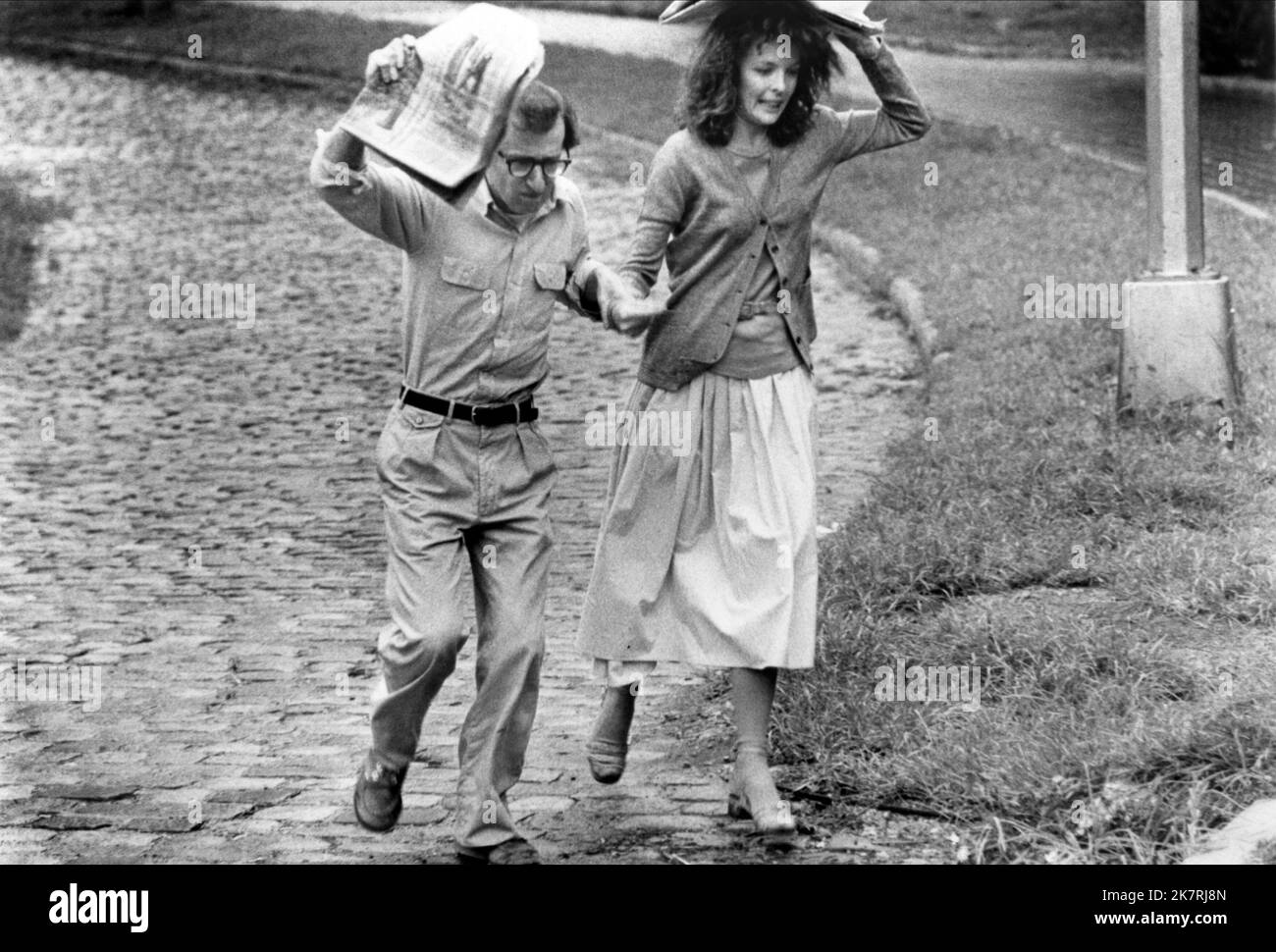 Woody Allen & Diane Keaton Film: Manhattan (USA 1979) Characters: Isaac