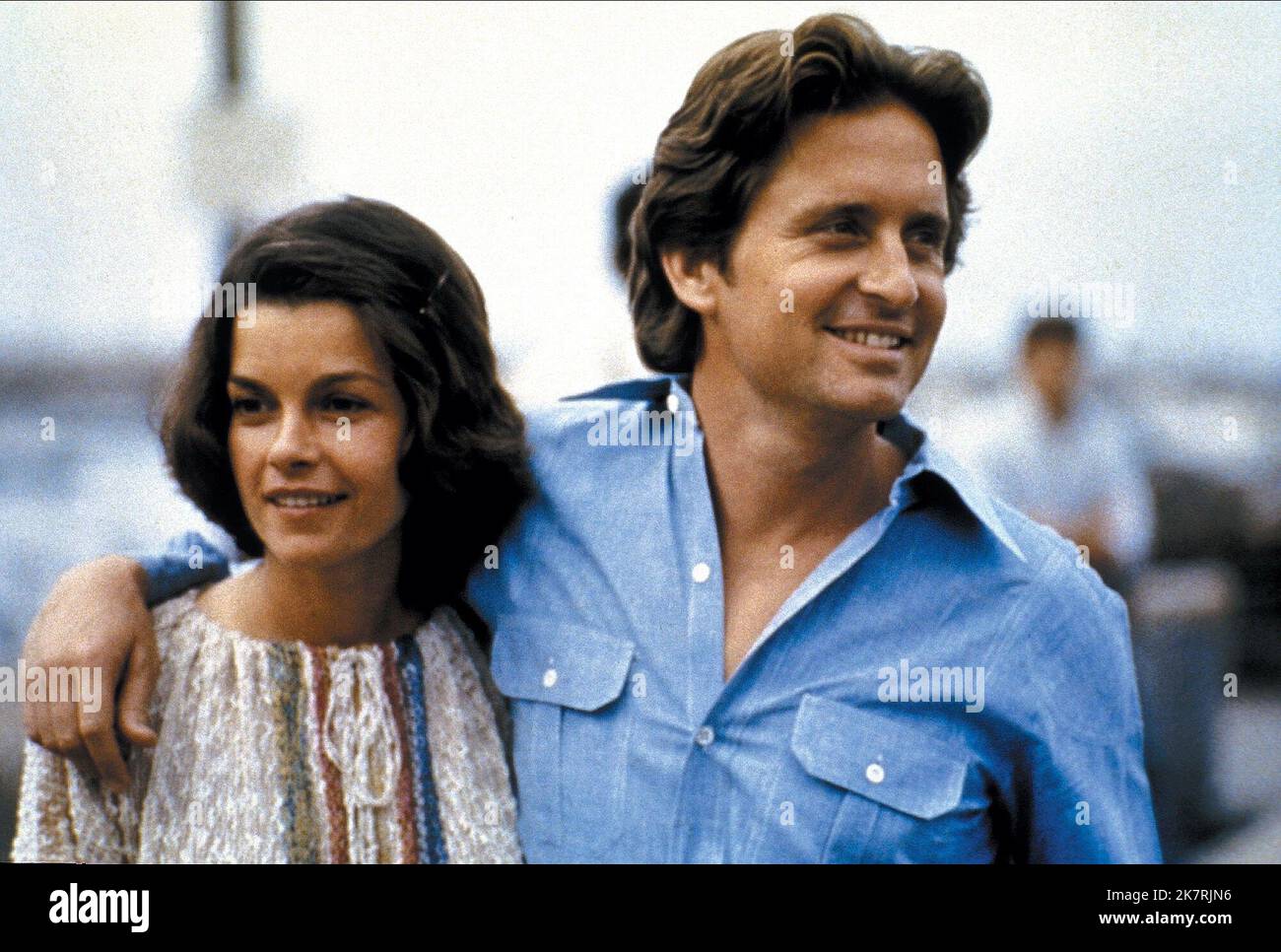 Genevieve Bujold & Michael Douglas Film: Coma (USA 1978) Characters: Dr. Susan Wheeler, Dr. Mark Bellows  / Literaturverfilmung (Based On The Book By Robin Cook) Director: Michael Crichton 06 January 1978   **WARNING** This Photograph is for editorial use only and is the copyright of MGM and/or the Photographer assigned by the Film or Production Company and can only be reproduced by publications in conjunction with the promotion of the above Film. A Mandatory Credit To MGM is required. The Photographer should also be credited when known. No commercial use can be granted without written authori Stock Photo