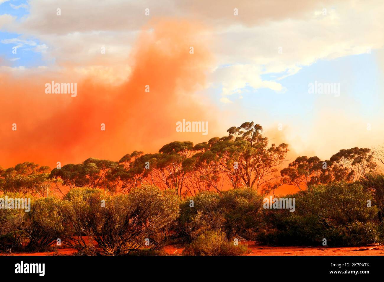 Red dust storm in Australian Outback, Mukinbudin, Western Australia Stock Photo