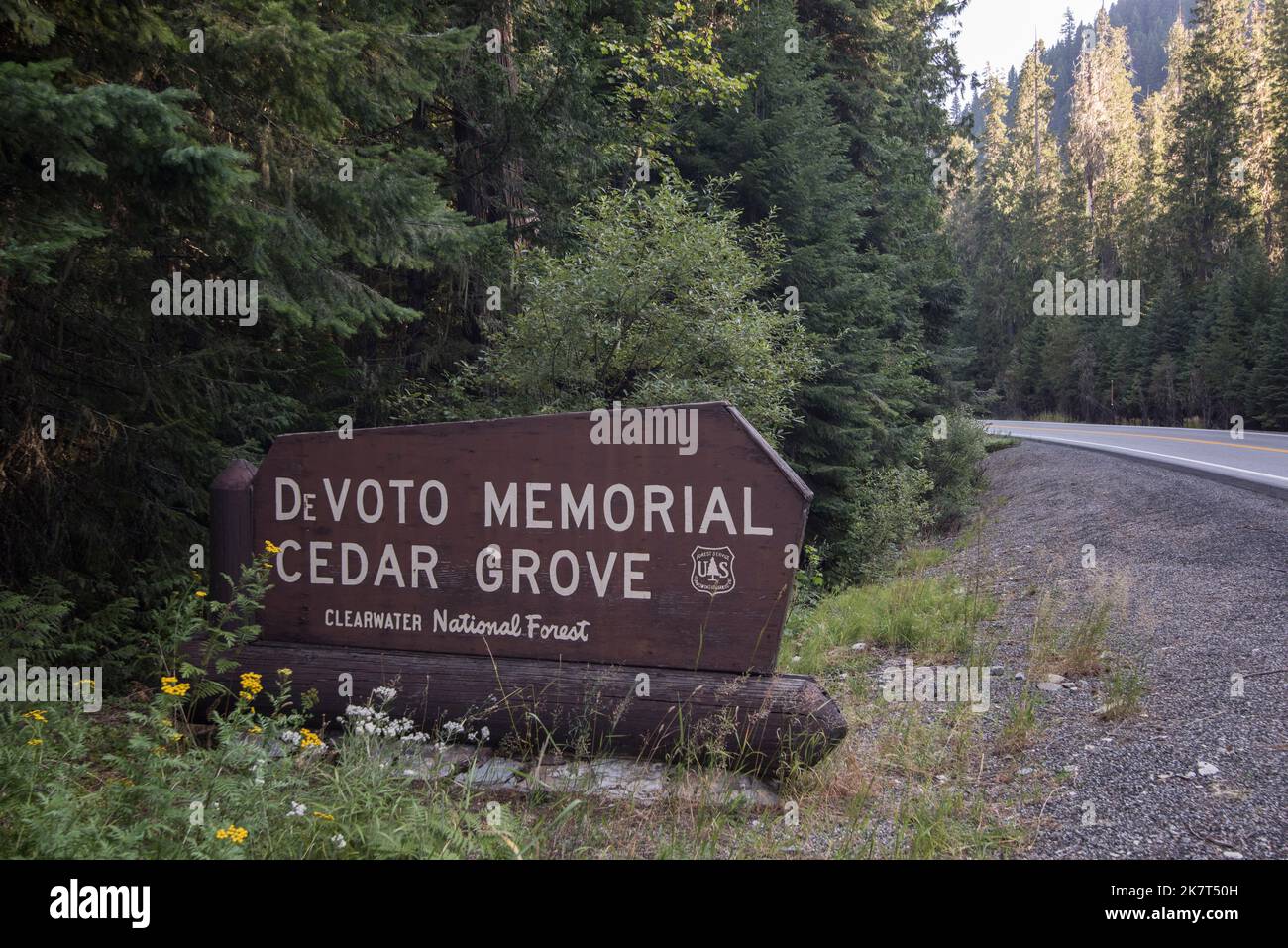 Sign Marking the Entrance to the DeVoto Memorial Cedar Grove, on Highway 12, Clearwater National Forest, Powell, Idaho County, Idaho, USA Stock Photo