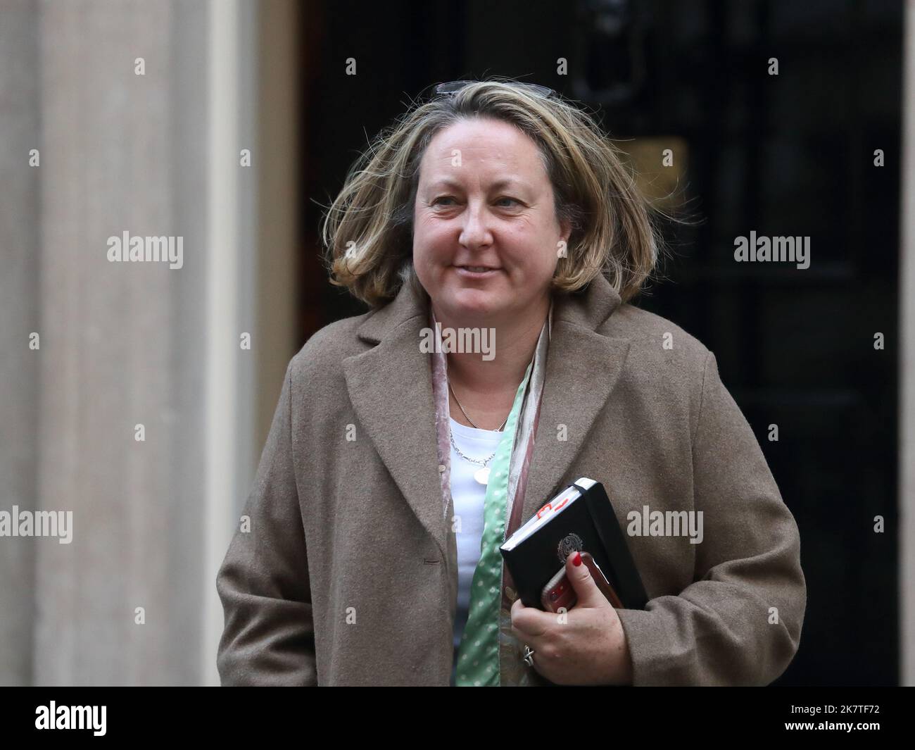 London, UK, 18th October 2022. Transport Secretary Anne-Marie Trevelyan leaves Downing Street No 10 after the Cabinet Meeting amidst speculation about the Prime Minister’s future. Stock Photo