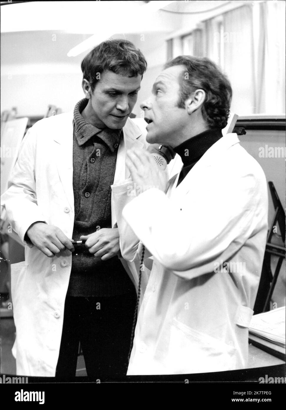 Unsere heile Welt (1972) Rüdiger Lichti (r.) als Walter Eickhoff in