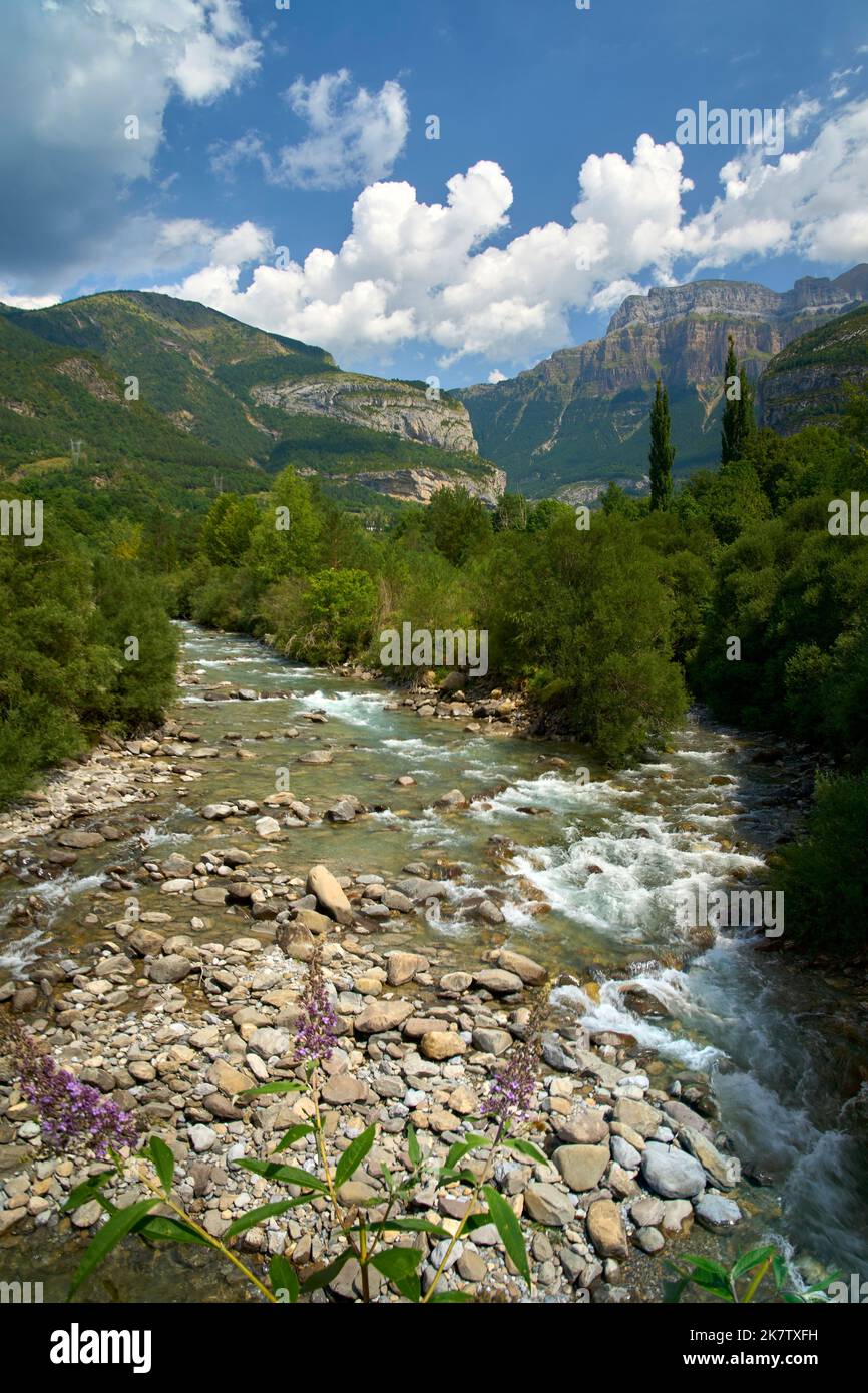 Mondarruego mountains and Ara river from Torla-Ordesa Stock Photo