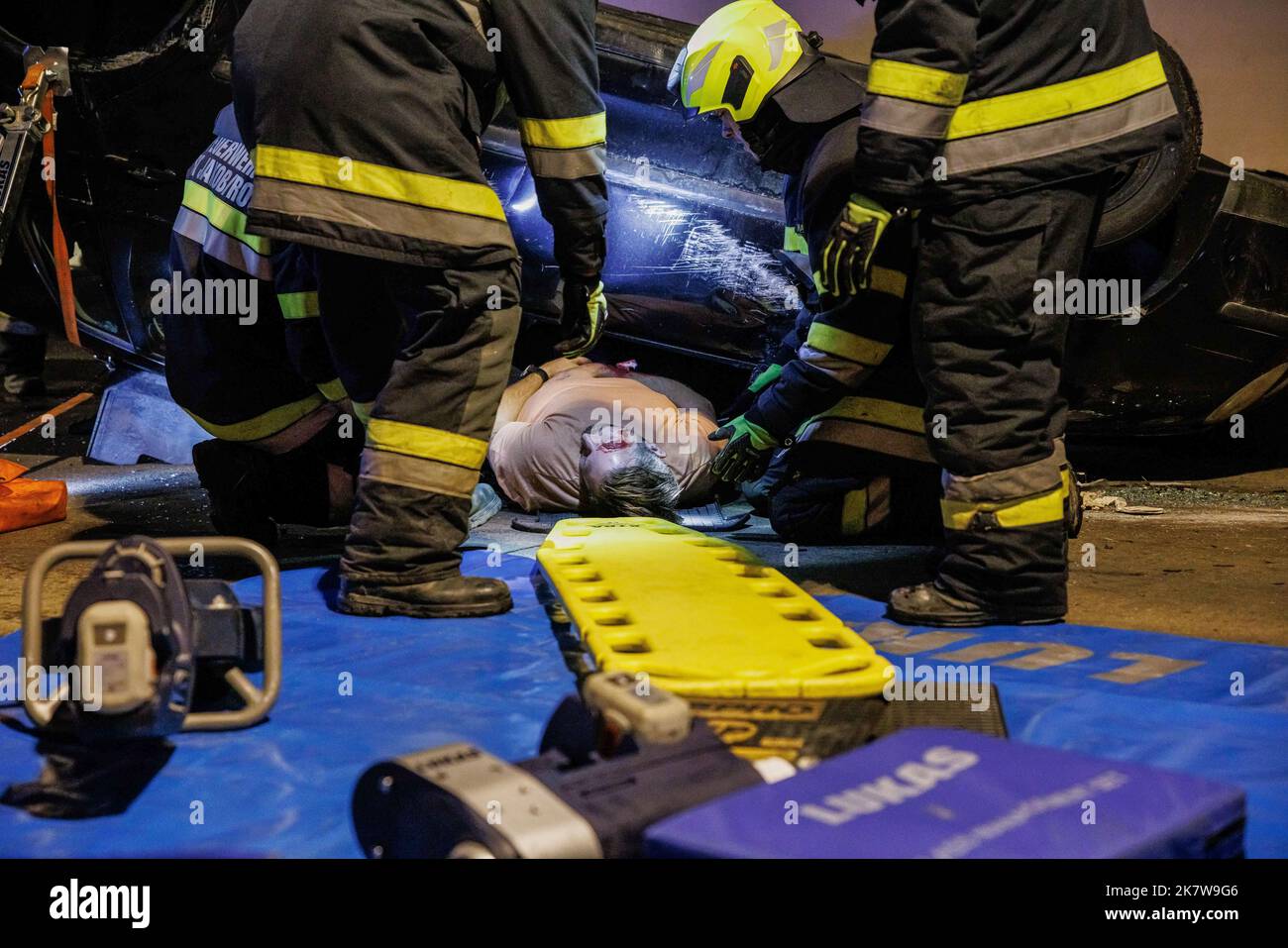 Sankt Jakob Im Rosental, Austria. 18th Oct, 2022. Austrian firemen tend ...