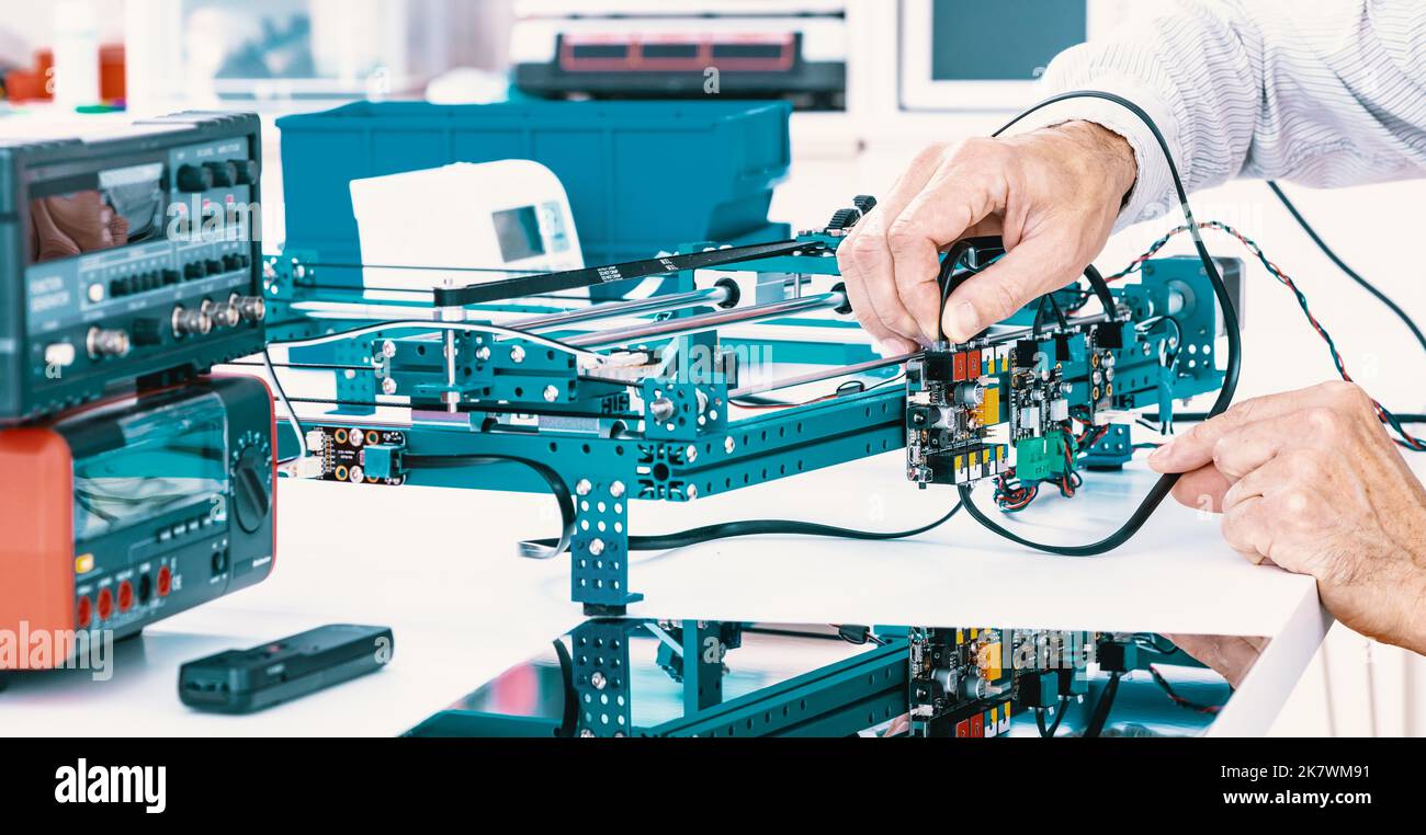 Assembling and adjust the electronics instrument for precision physical