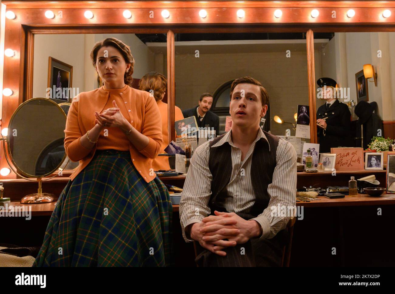Sam Rockwell, Saoirse Ronan, Pearl Chanda, Harris Dickinson, "See How They  Run" (2022). Photo credit: Parisa Taghizadeh/20th Century Studios/THA Stock  Photo - Alamy