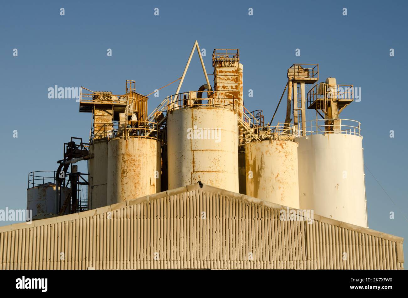 Gypsum, plaster and prefabricated plaster factory. Arinaga Industrial