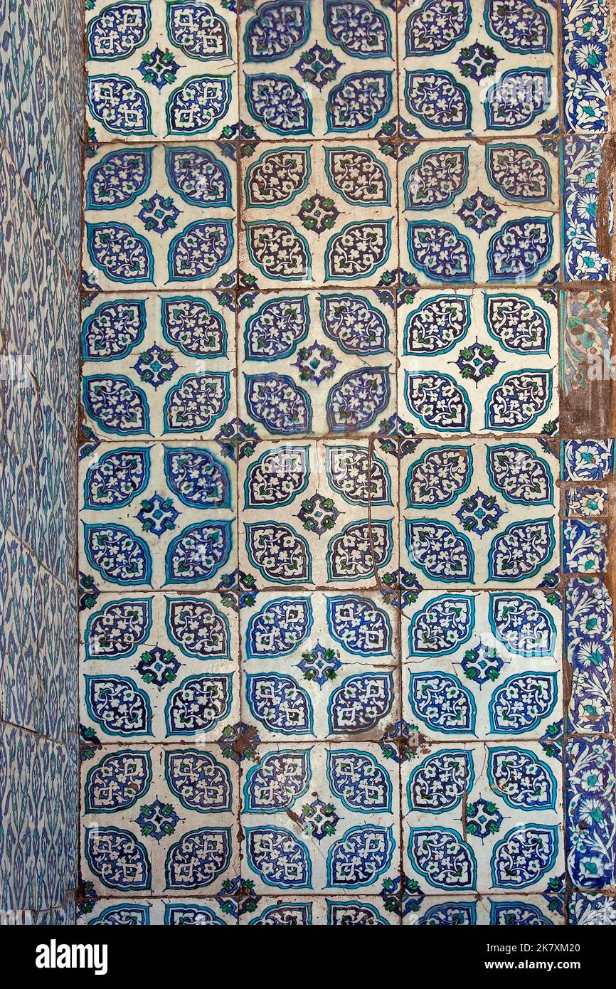Blue flower patterns on ceramic tiles in the old Turkish style, 18th century. Nuruosmaniye mosque in Istanbul, Turkey. Stock Photo