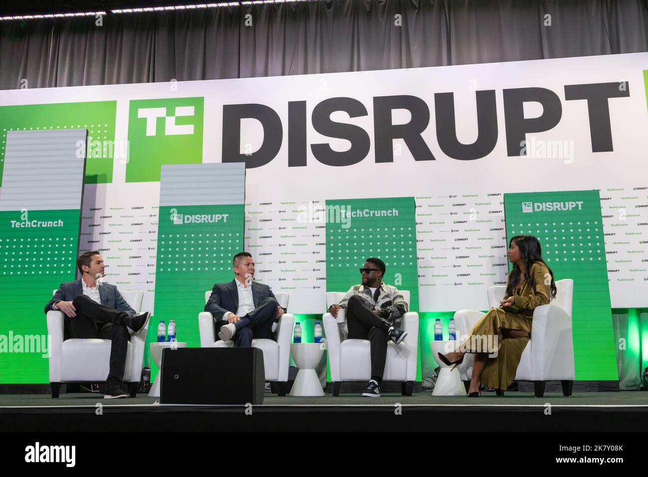 Michael Elanjian, Robert Roman, Kevin Hart, Natasha Mascarenhas speak