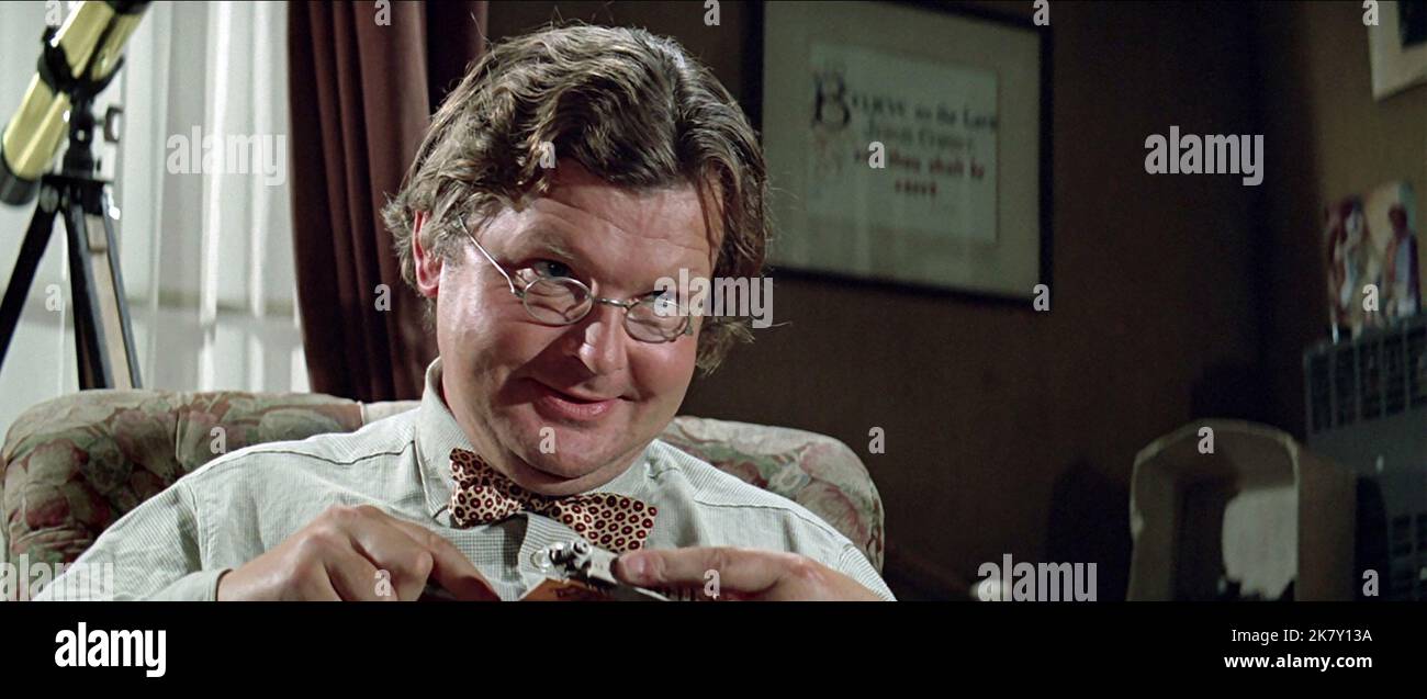 Benny Hill Film: The Italian Job (UK 1969) Characters: Professor Simon Peach  Director: Peter Collinson 02 June 1969   **WARNING** This Photograph is for editorial use only and is the copyright of PARAMOUNT and/or the Photographer assigned by the Film or Production Company and can only be reproduced by publications in conjunction with the promotion of the above Film. A Mandatory Credit To PARAMOUNT is required. The Photographer should also be credited when known. No commercial use can be granted without written authority from the Film Company. Stock Photo